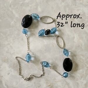 🔥3/$20 Vintage Back and Blue Long Silver Necklace